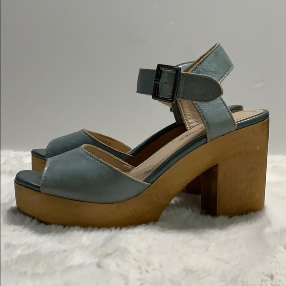 Kelsi Dagger Shoes - Kelsi Dagger Wooden Gray Clogs sandals